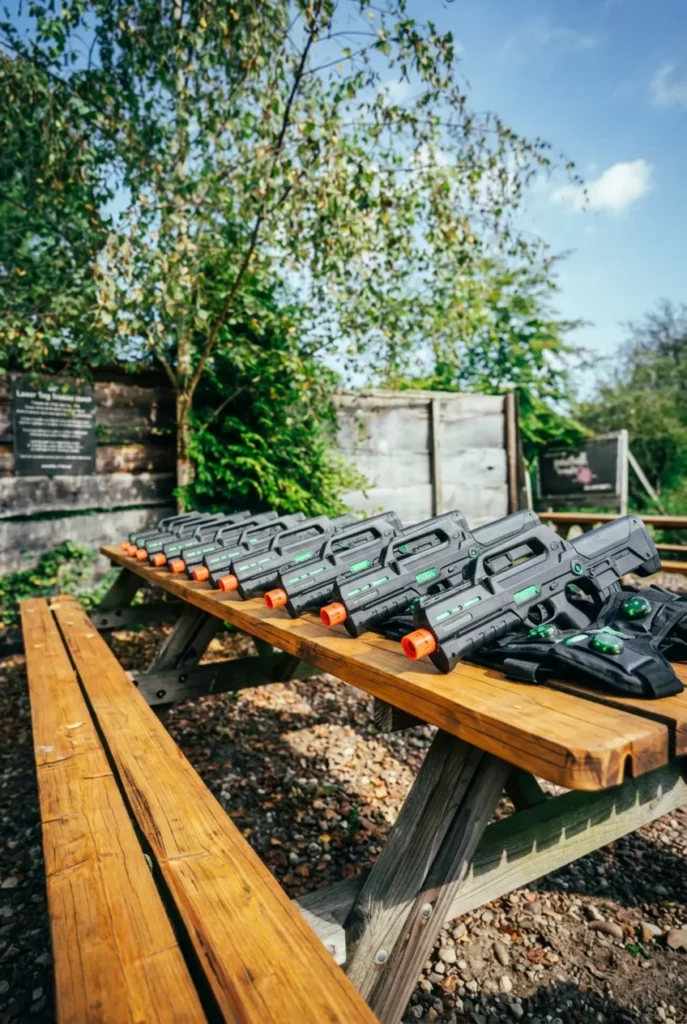 Lasergame Twente uitrusting klaar